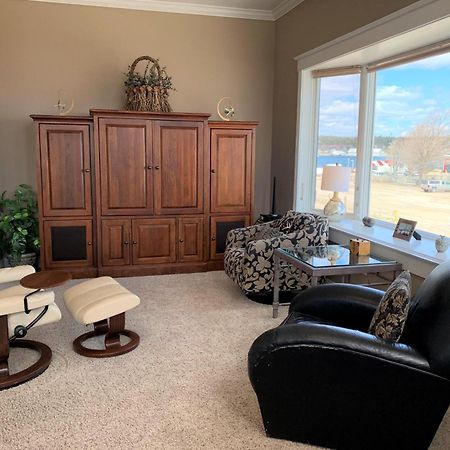 Pier Harbor #2 Apartment Saint Ignace Bagian luar foto